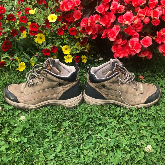 Ariat Lace-Up Riding Boots - Picture 3 of 9